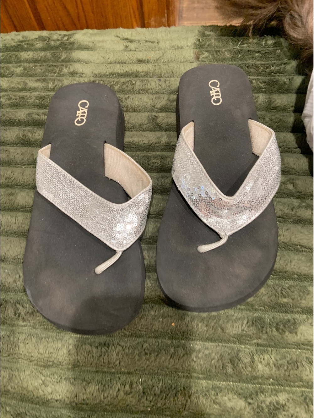 Cato silver thong sandals